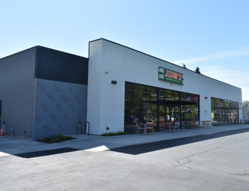 John’s Market and Food Trucks on 34th & SE Powell